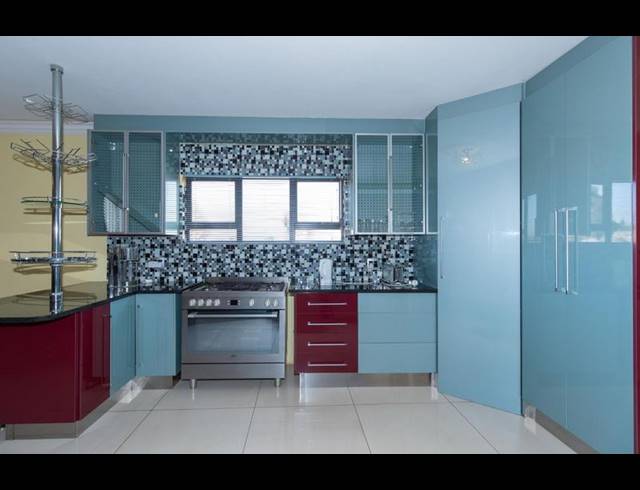 6 BEDROOM HOUSE FOR SALE IN RIETVLEI VIEW COUNTRY ESTATES